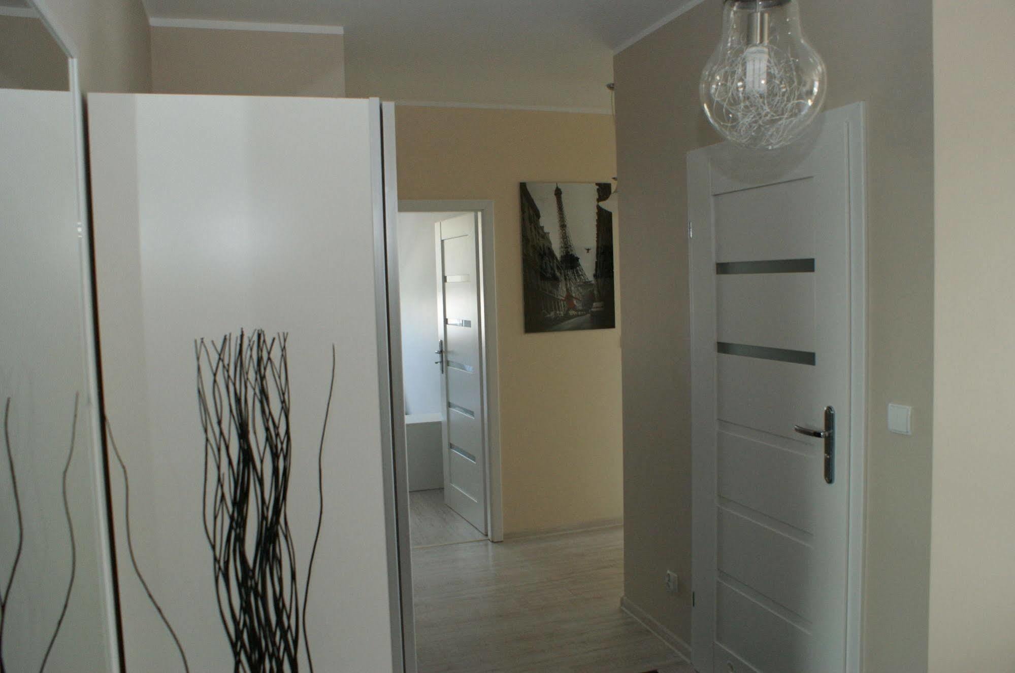 Irs Royal Apartments Apartamenty Irs Aviator Gdańsk Zewnętrze zdjęcie